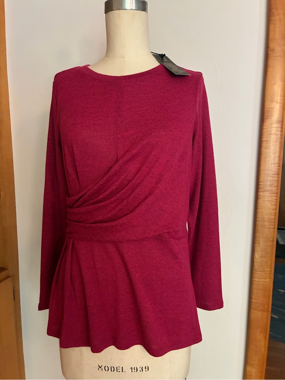 DG2 Diane Gilman Heather Pink Berry Wrap-Style Front Asymmetrical Peplum - Picture 1 of 9